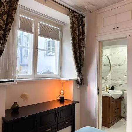 アパート Cozy & Unique In Old Town タリン